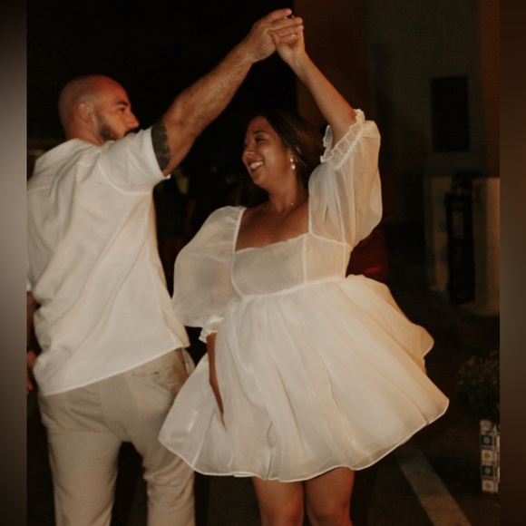 Selkie Puff Dress in Ivory - Picture 2 of 3